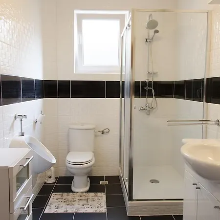 Apartments Vodanovic Podgora Room photo