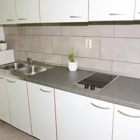 Apartments Vodanovic Podgora Exterior photo