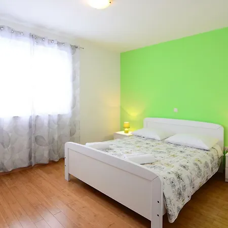 Apartments Vodanovic Podgora Exterior photo